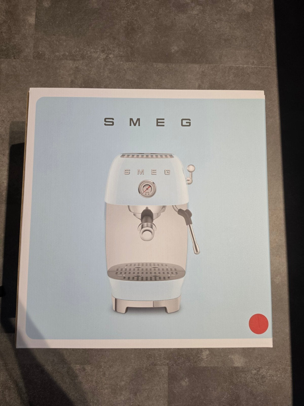 SMEG ECF03RDEU Espressoapparaat Rood - Nieuw in doos, Smeg, Nieuw, Ophalen of Verzenden, Info@smeg.nl