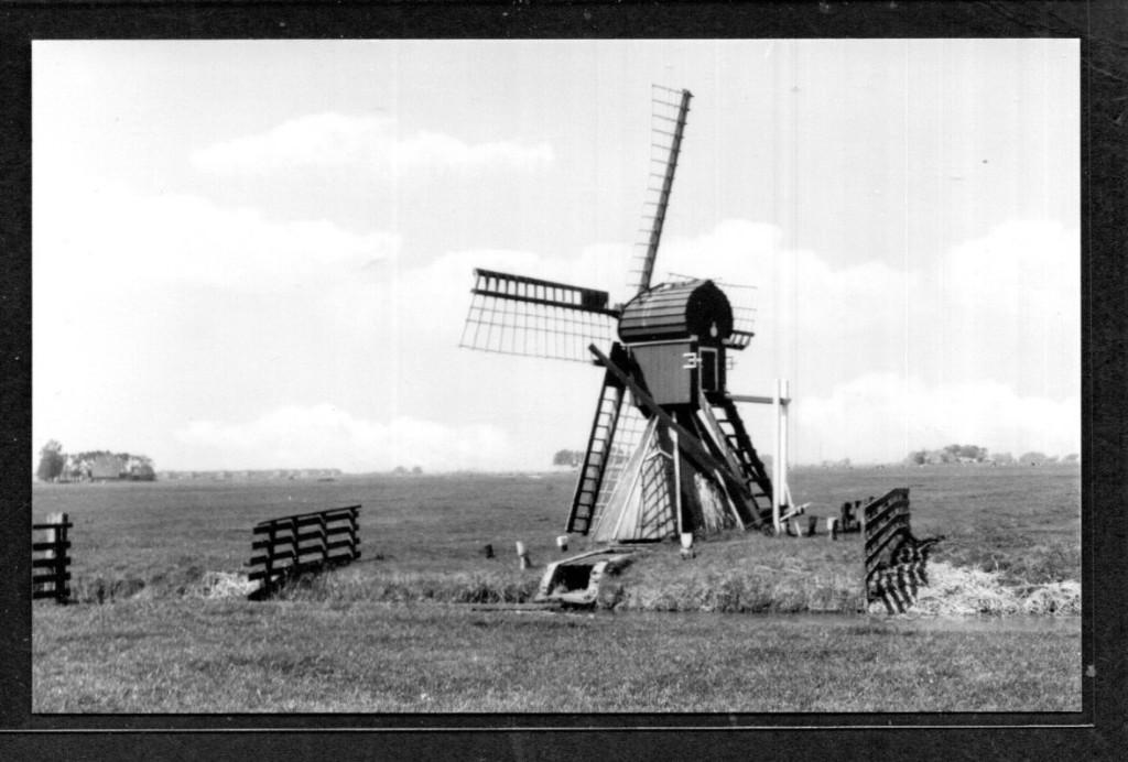molen; Poldermolen De Oegekloostermolen te Hartwerd., Verzenden, 1960 tot 1980, Ongelopen, Friesland