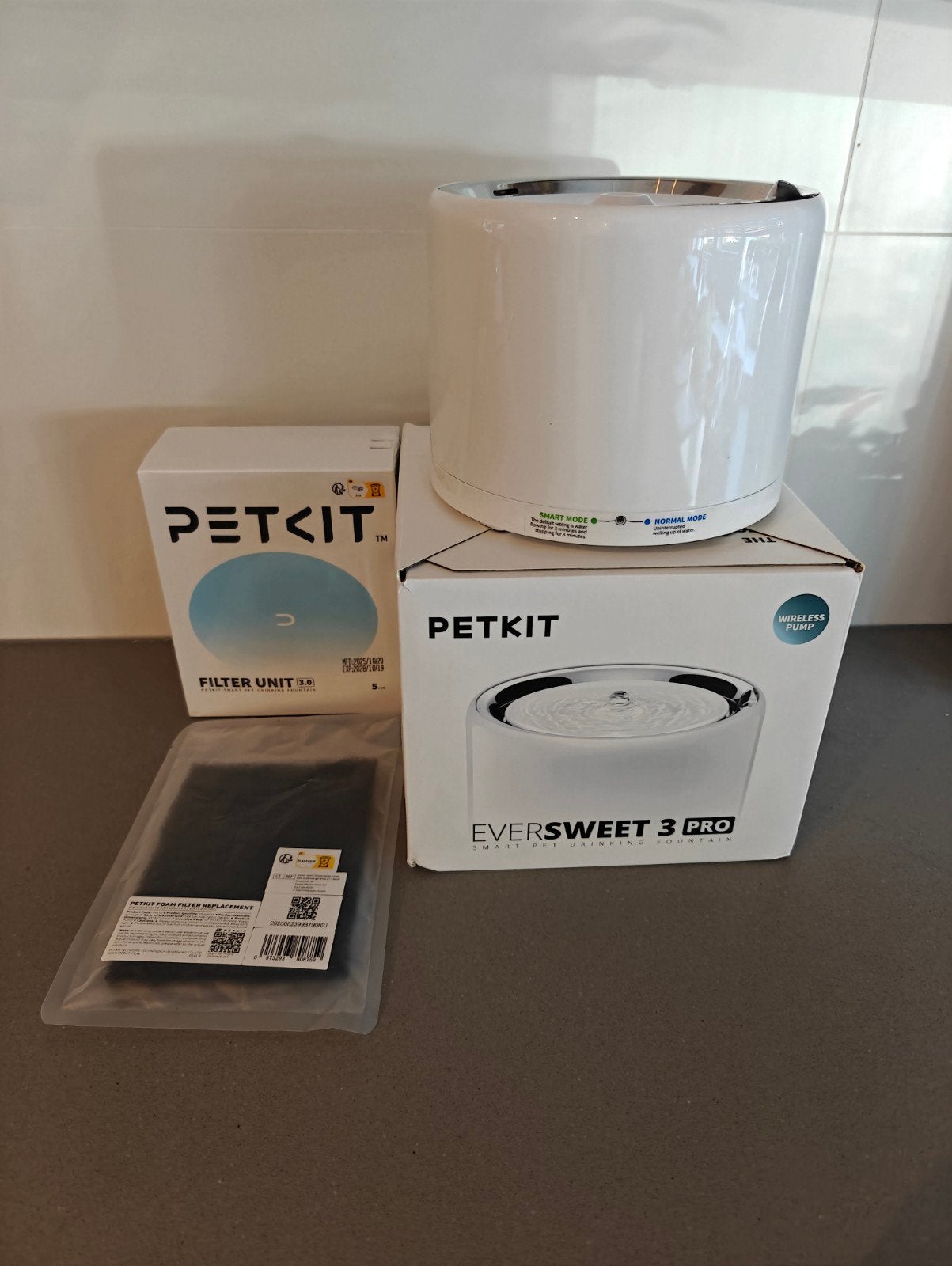 PETKIT Drinkfonteintje Eversweet 3 Pro met extra filters, Ophalen of Verzenden, Zo goed als nieuw