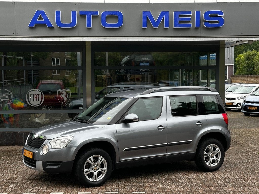 Skoda YETI 1.2 TSI Active Airco Trekhaak, Auto's, Skoda, Voorwielaandrijving, Euro 5, Gebruikt, 4 cilinders