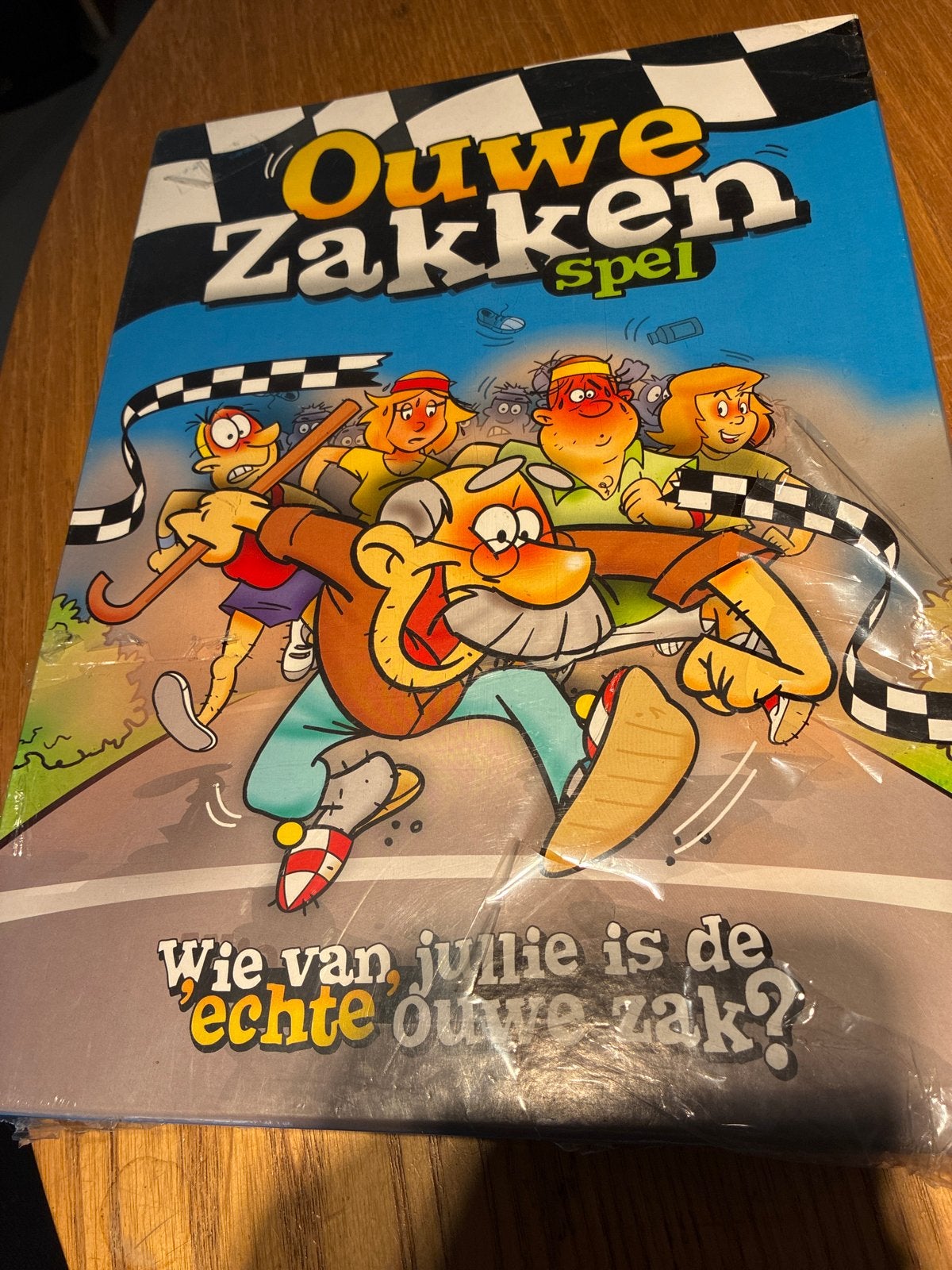 Ouwe Zakken Spel - Nieuw in plastic, Drie of vier spelers, Ophalen of Verzenden, Nieuw
