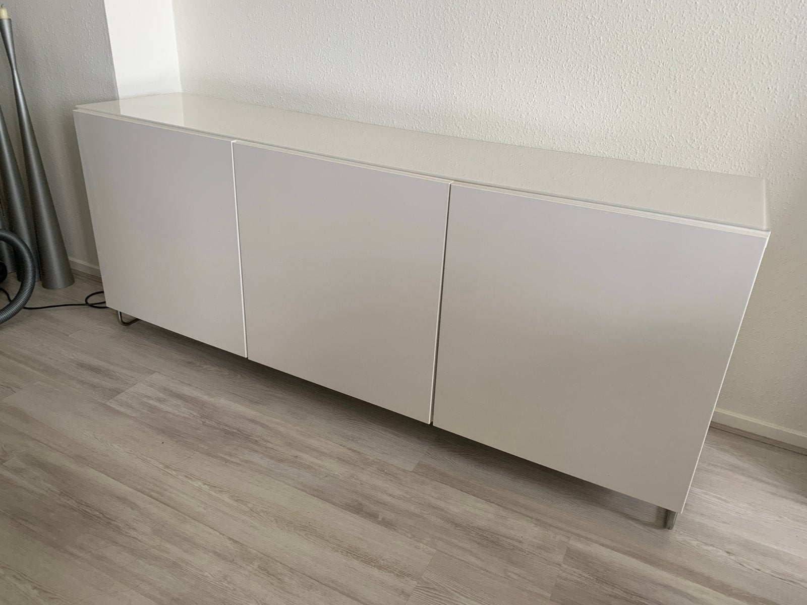 Ikea Besta Kast 180x75x42cm met hoogglans deurtjes, Ophalen, Gebruikt, 150 tot 200 cm, Glas