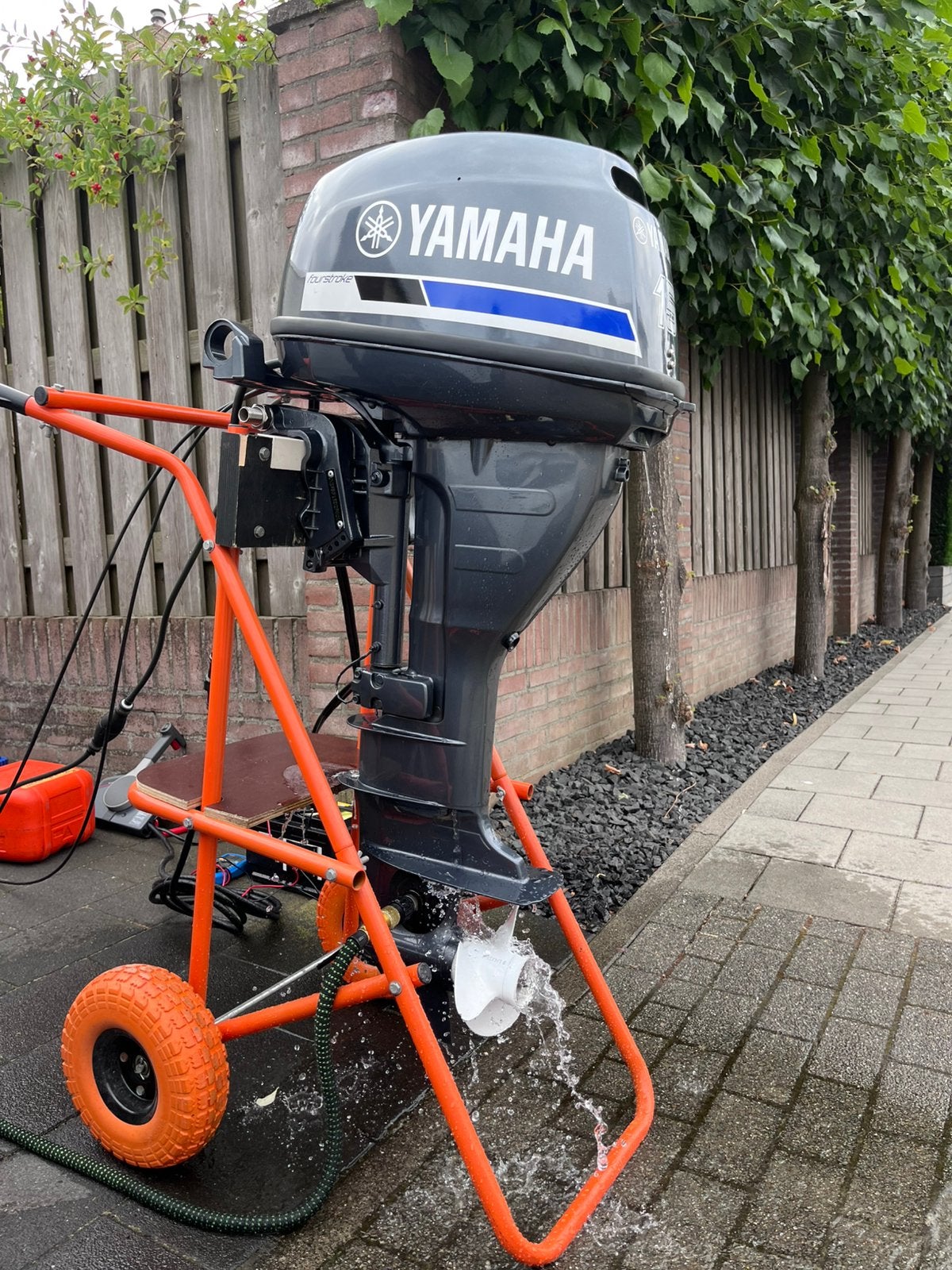Nieuwe Yamaha 15 pk 4-takt langstaart E-start plus AB., Watersport en Boten, Buiten- en Binnenboordmotoren, Ophalen, 10 tot 30 pk
