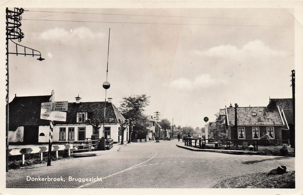 703-037-005 Donkerbroek Bruggezicht, Verzenden, Voor 1920, Friesland