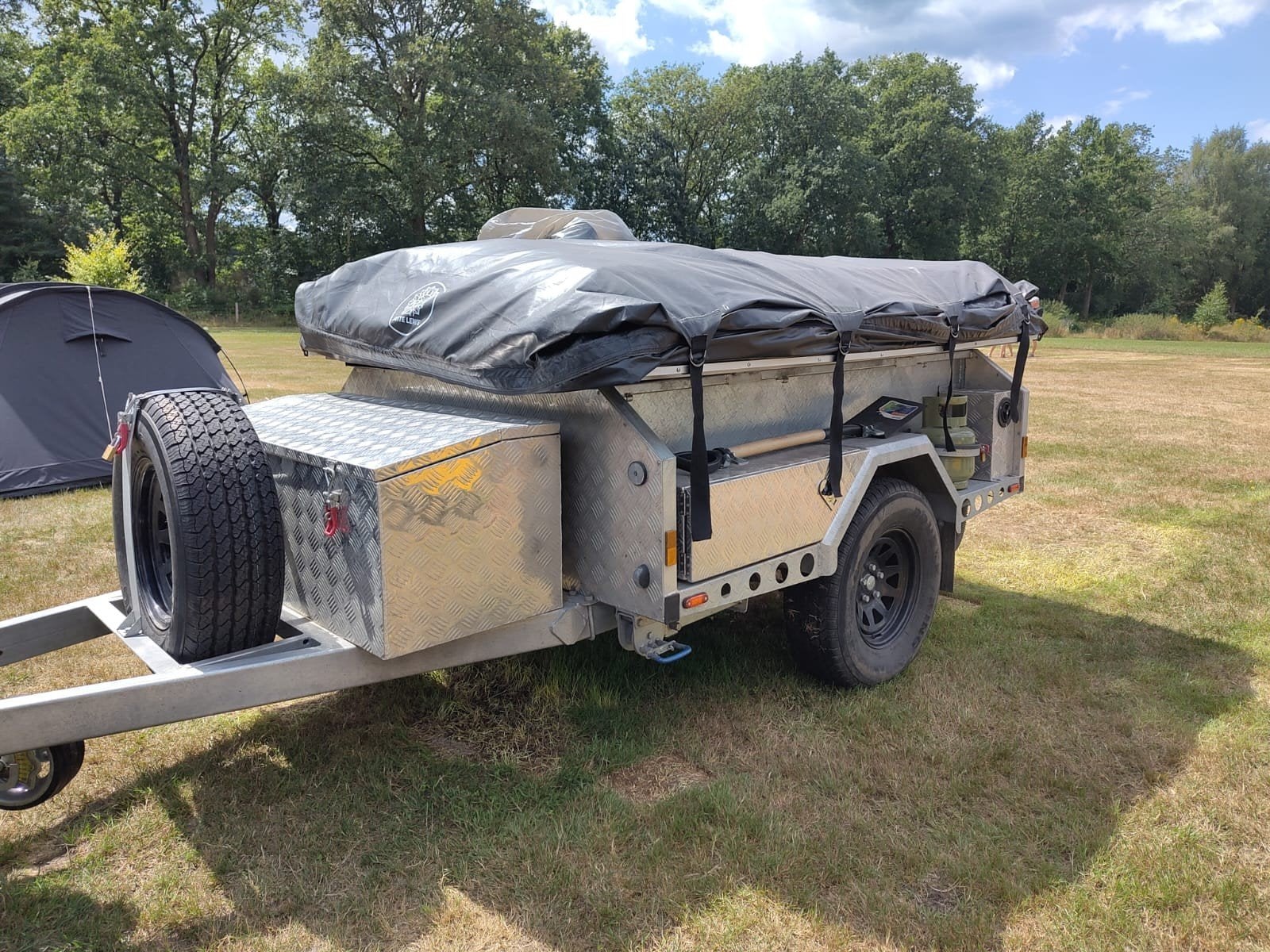 Off road vouwwagen speciale editie off grid, Caravans en Kamperen, Ophalen, Beige