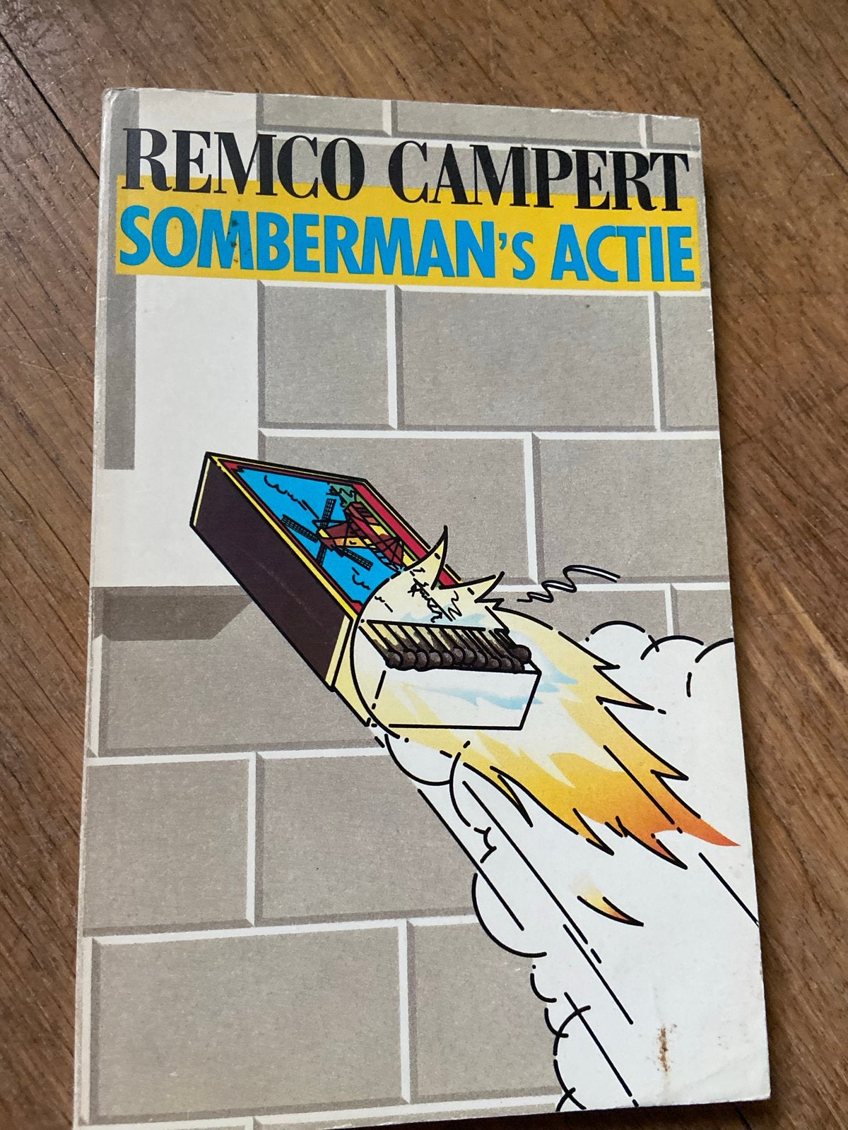 Remco Campert - Somberman's Actie (Boek), Ophalen of Verzenden, Gelezen, Nederland