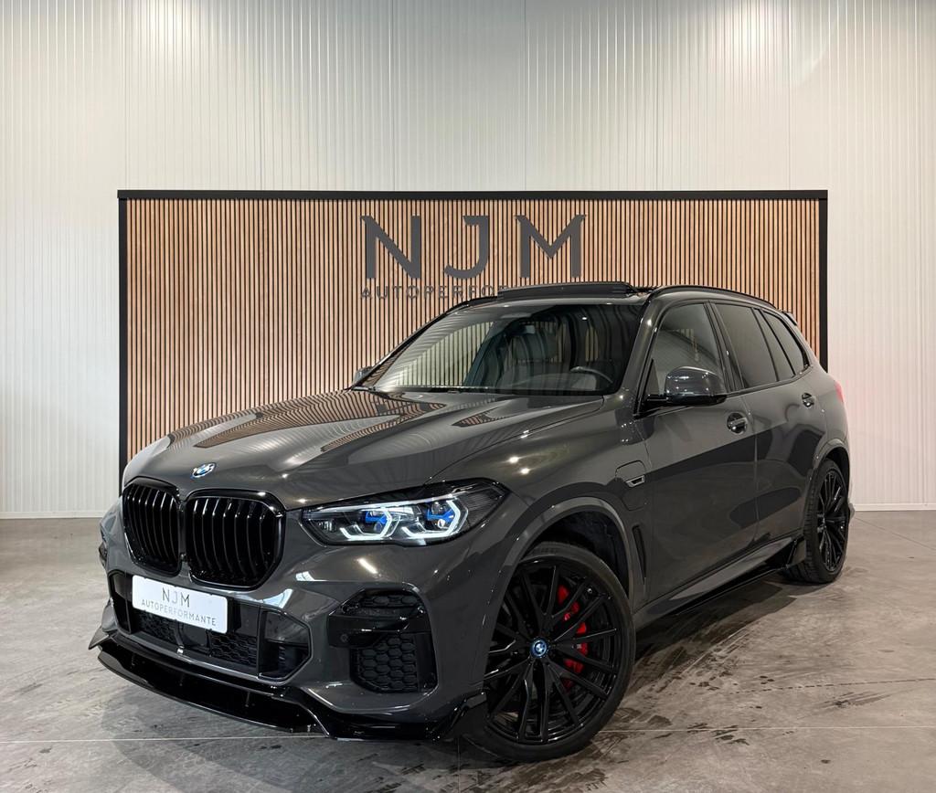 BMW X5 XDrive45e M-Sport|Pano|Laser|Massage|Alcantara|HuD, Gebruikt, 394 pk, Vierwielaandrijving, Hybride Elektrisch/Benzine