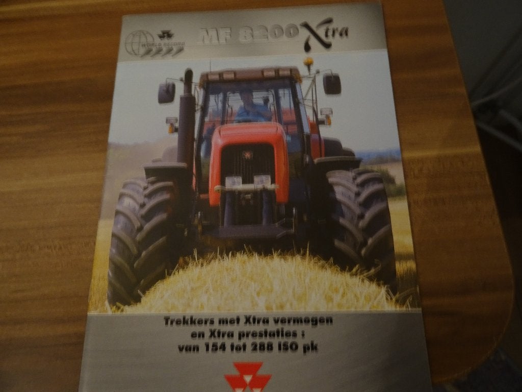 Massey ferguson 8200 folder, Ophalen, Zo goed als nieuw, Folder