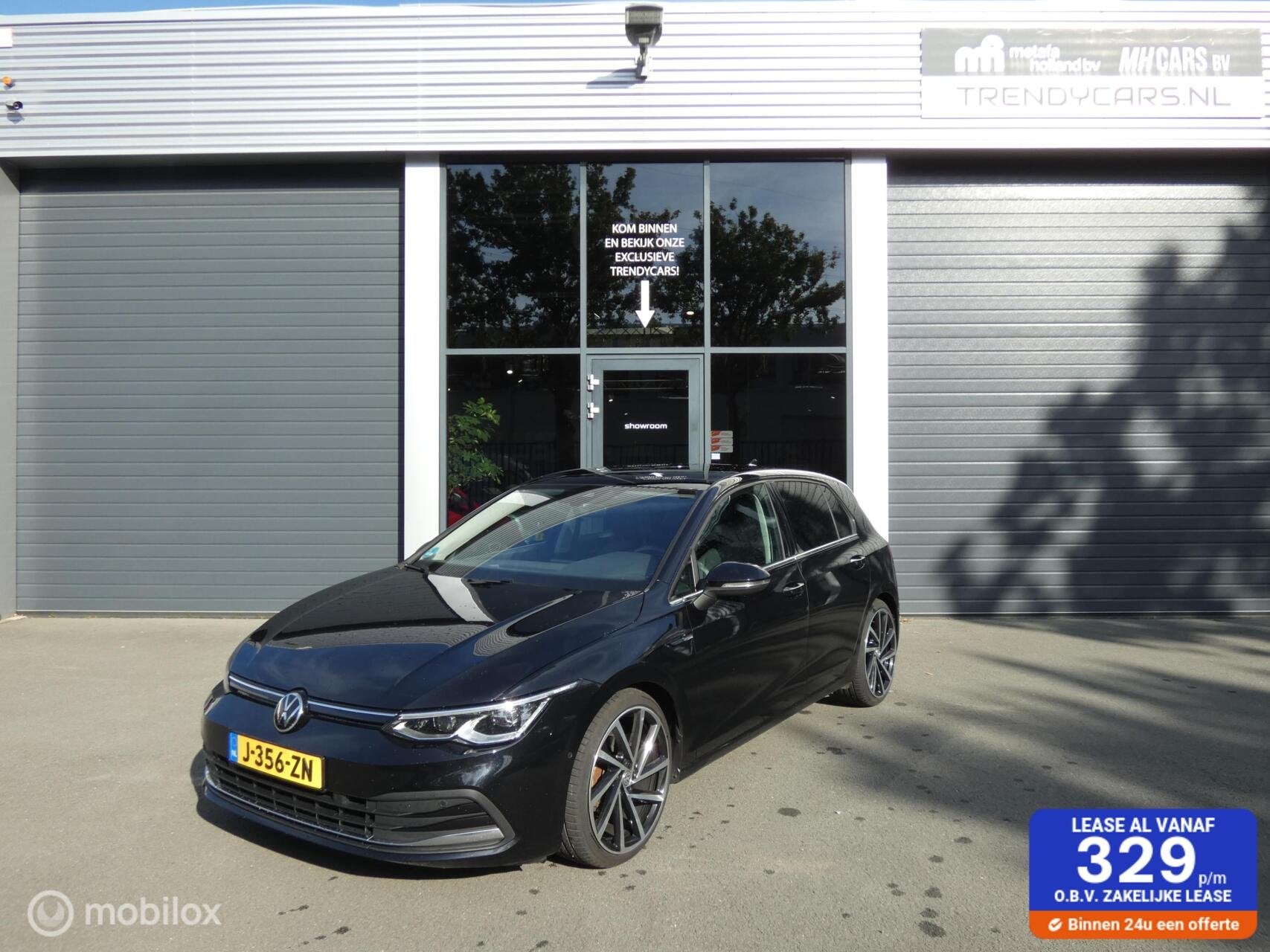 Volkswagen Golf 1.5 eTSI Style /AUTO /NAP/PANODAK, Auto's, Euro 6, 4 cilinders, 150 pk, Zwart