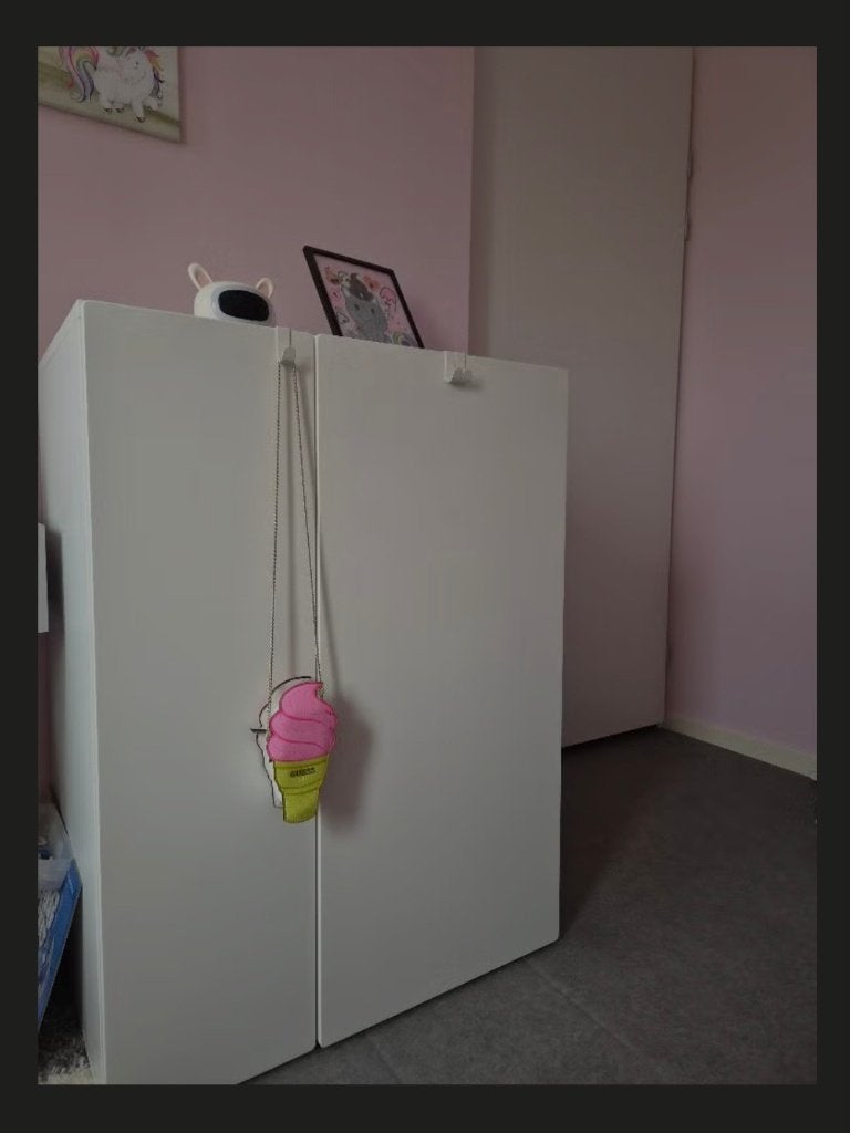 Ikea kledingkast kinderkamer met uitrijbare bak, Huis en Inrichting, 100 tot 150 cm, 50 tot 100 cm, Zo goed als nieuw, 50 tot 75 cm