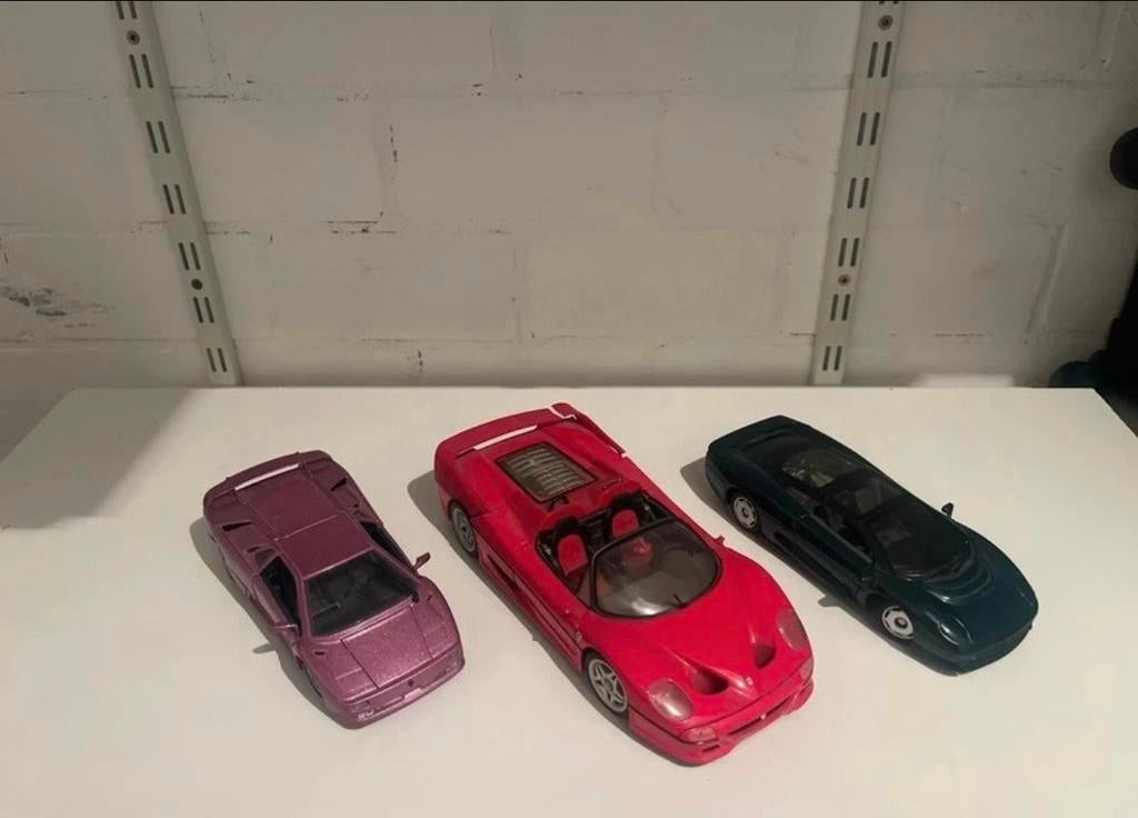 3x Modelauto's 1:18 en 1:24, Ophalen of Verzenden, Gebruikt, Auto, Maisto
