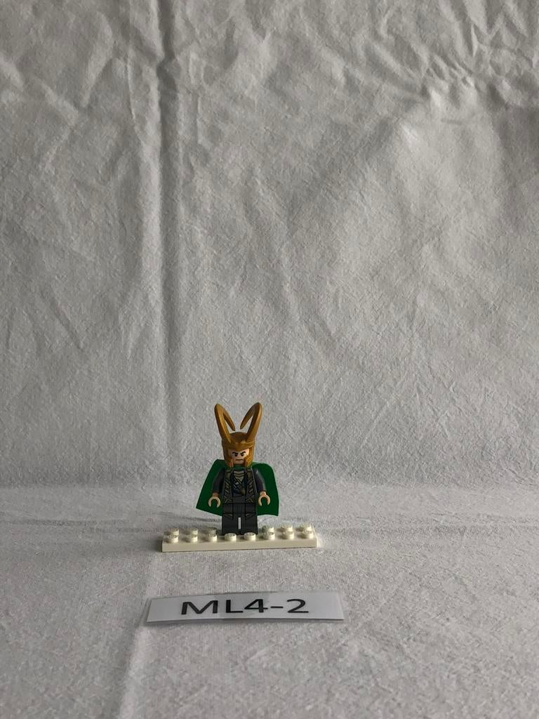 Lego Marvel minifiguur sh33 - Loki met cape - ML4-2, Lego, Lego, Gebruikt, Marvel