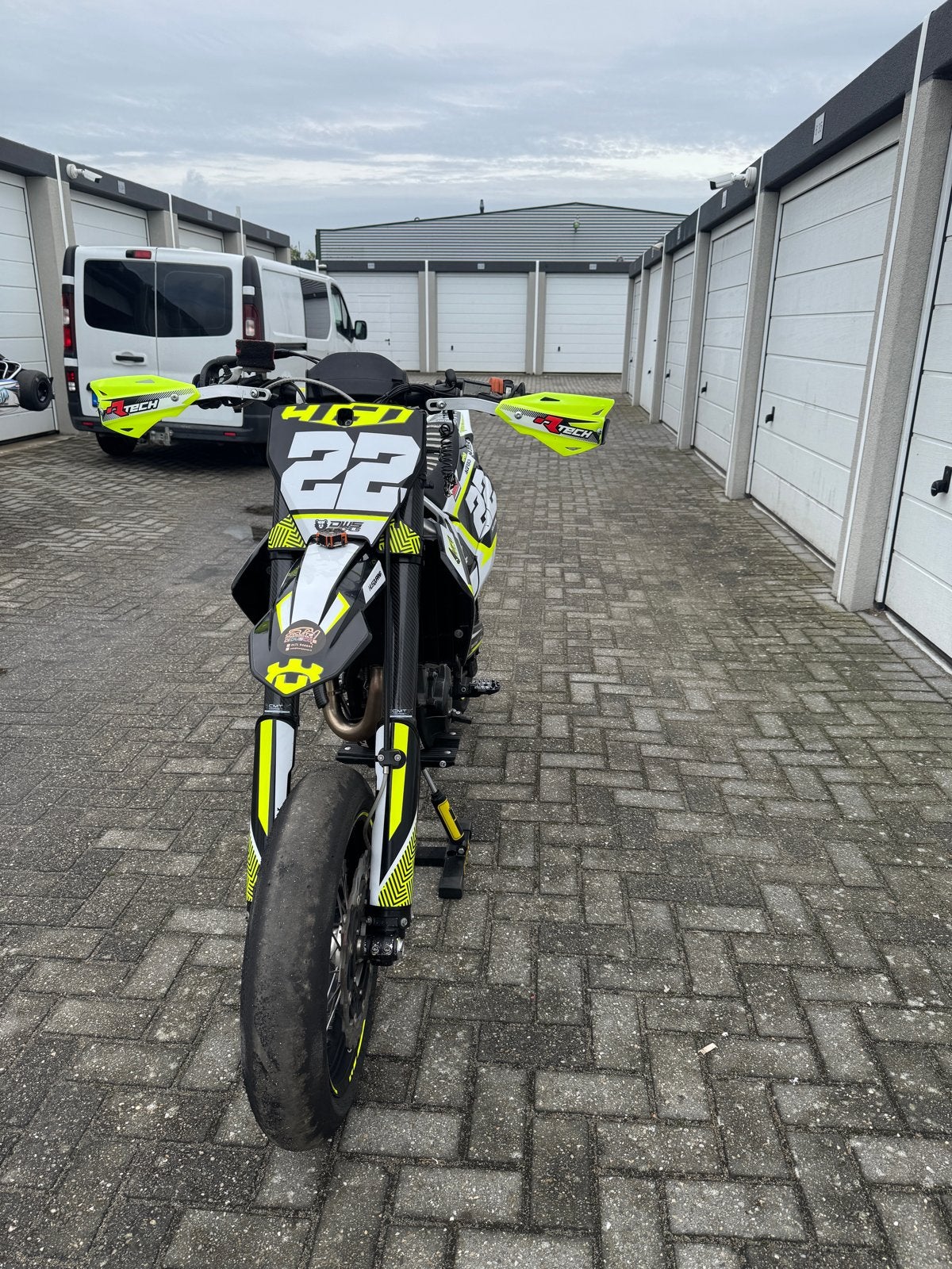 Husqvarna FS 450 2020 + Extra set wielen - Circuit Klaar, Motoren, Gebruikt, Particulier, Meer dan 35 kW, Quickshifter