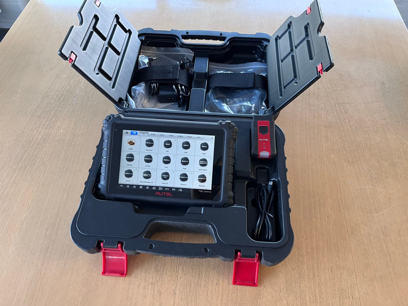 Uitlees computer diagnose apparaat autel pro 906 OBD scan, Ophalen, Zo goed als nieuw