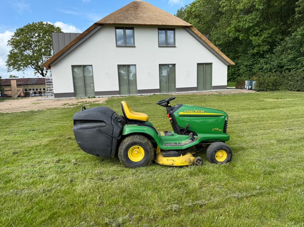 John Deere LTR180, Ophalen, Gebruikt, Opvangbak, 90 tot 120 cm