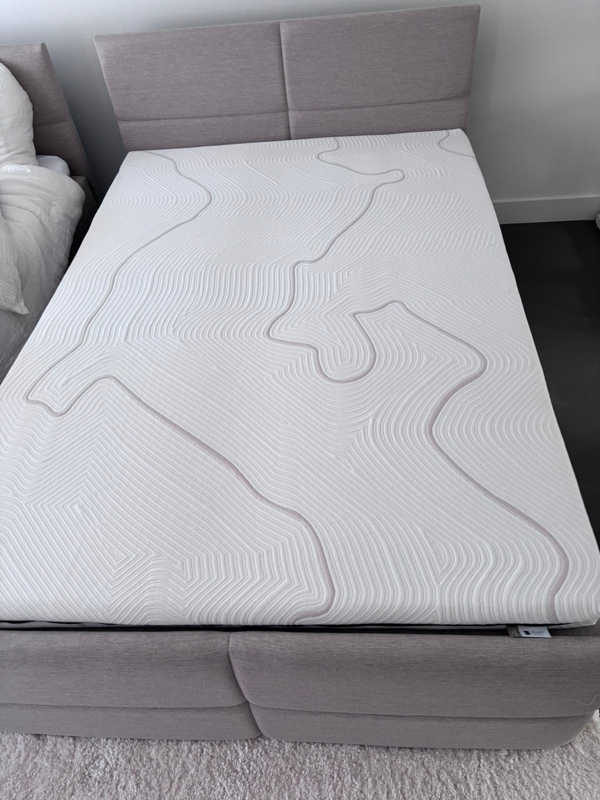 B Bright Gold topper Gelschuim. Topdekmatras. Matras. Gel., Ophalen, Tweepersoons, 140 cm, Zo goed als nieuw