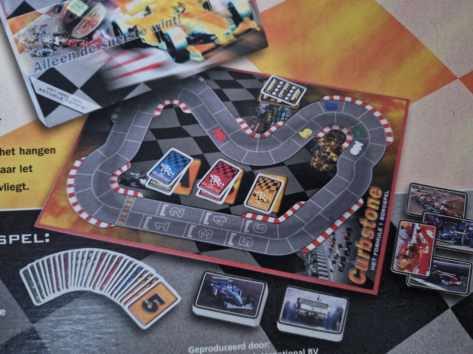Curbstone: Het Formule 1 Bordspel, Een of twee spelers, Ophalen of Verzenden, Zo goed als nieuw, Identity Games International BV