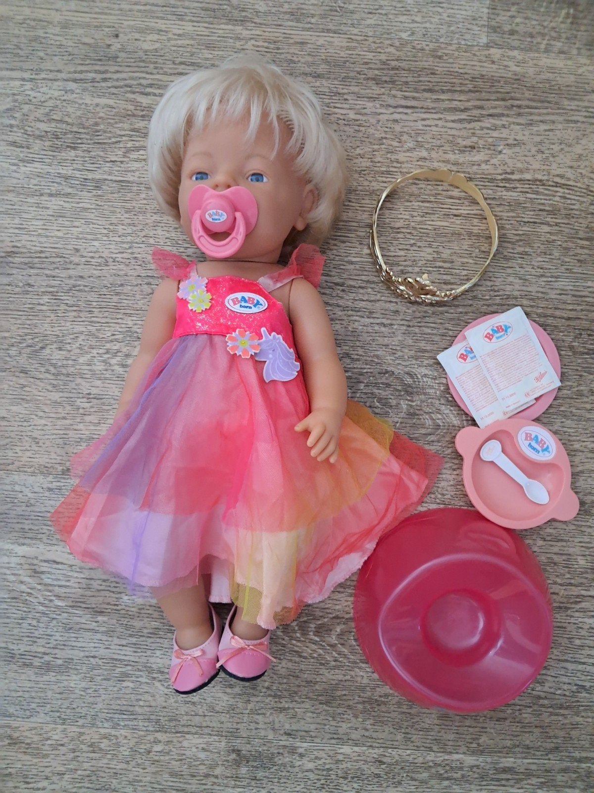 Baby Born pop complete set, Kinderen en Baby's, Speelgoed | Poppen, Ophalen of Verzenden, Zo goed als nieuw, Babypop