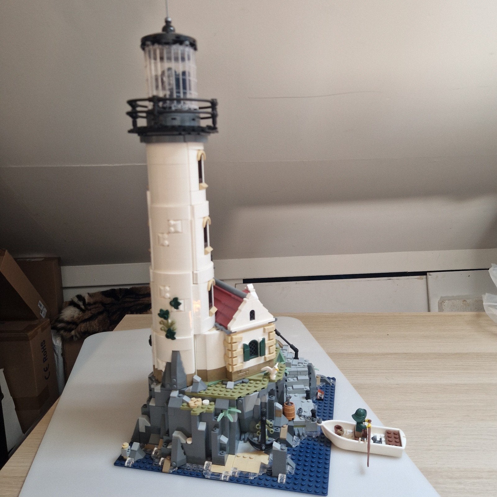 Lego 21335 gemotoriseerde vuurtoren  met doos en boekje, Ophalen of Verzenden, Zo goed als nieuw