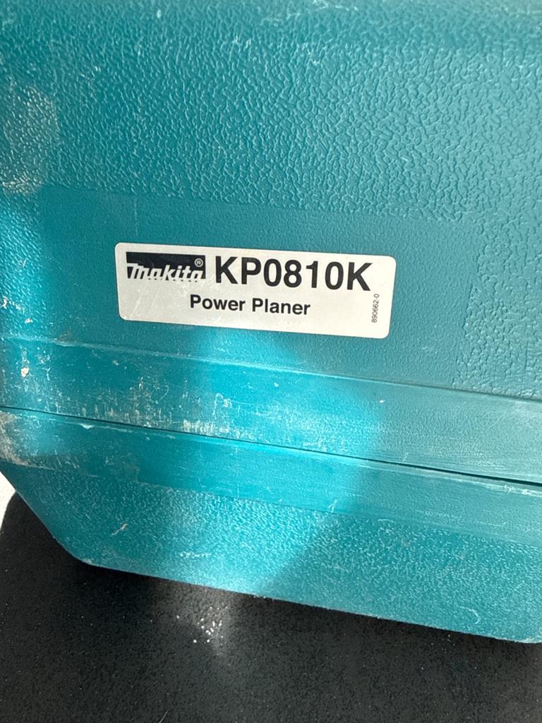 Makita KP0810K Elektrische Schaaf - Zo goed als nieuw, Verzenden, Makita, Zo goed als nieuw, Elektrisch