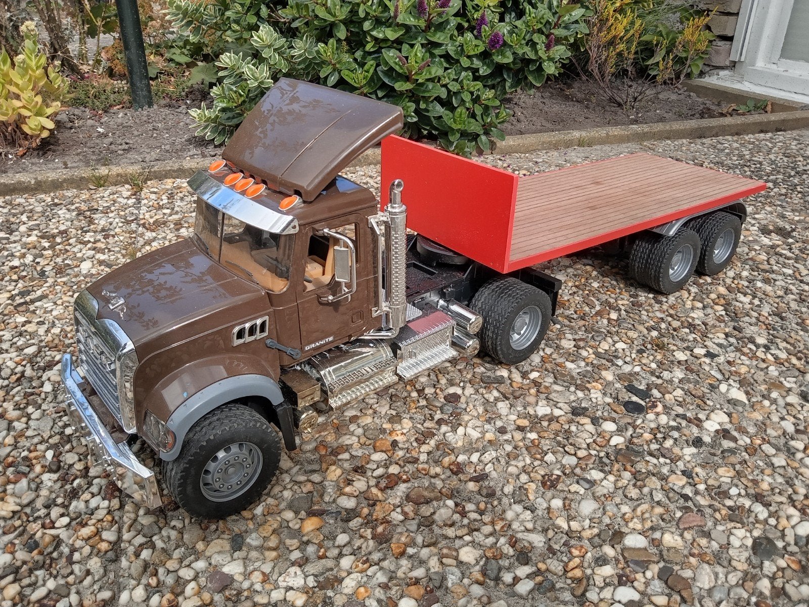 Bruder Mack vrachtwagen met trailer, Ophalen, Nieuw, Schaal 1:16, Auto onroad