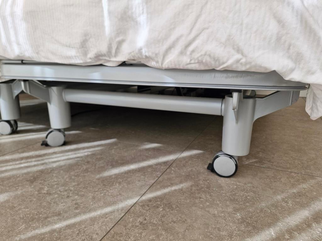 2 Auping verstelbare eenpersoonsbedden - 210x95cm, Ophalen, 90 cm, Eenpersoons, 210 cm