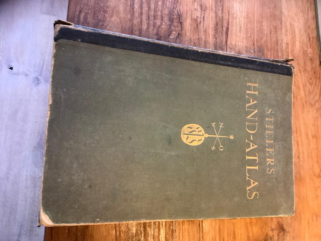 Atlas, Stielers Handatlas, 1932-34, Overige atlassen, Ophalen of Verzenden, Zo goed als nieuw, 1800 tot 2000