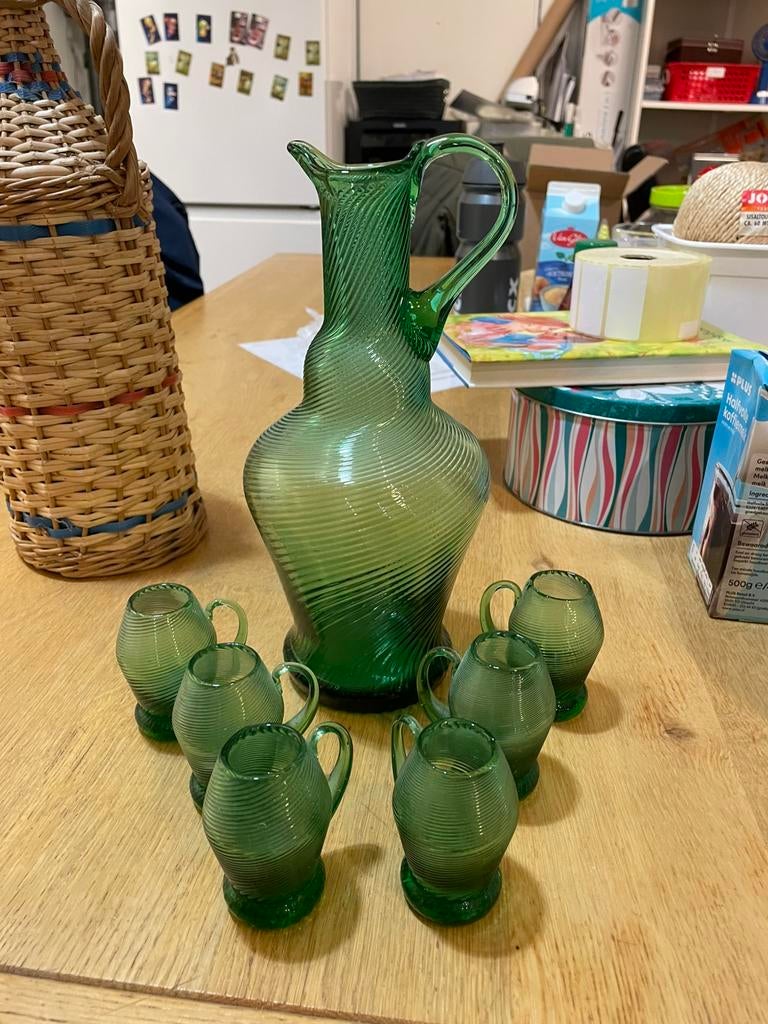 Set karaf vintage groen draadglas met 6 glaasjes, Ophalen of Verzenden, Zo goed als nieuw, Overige typen