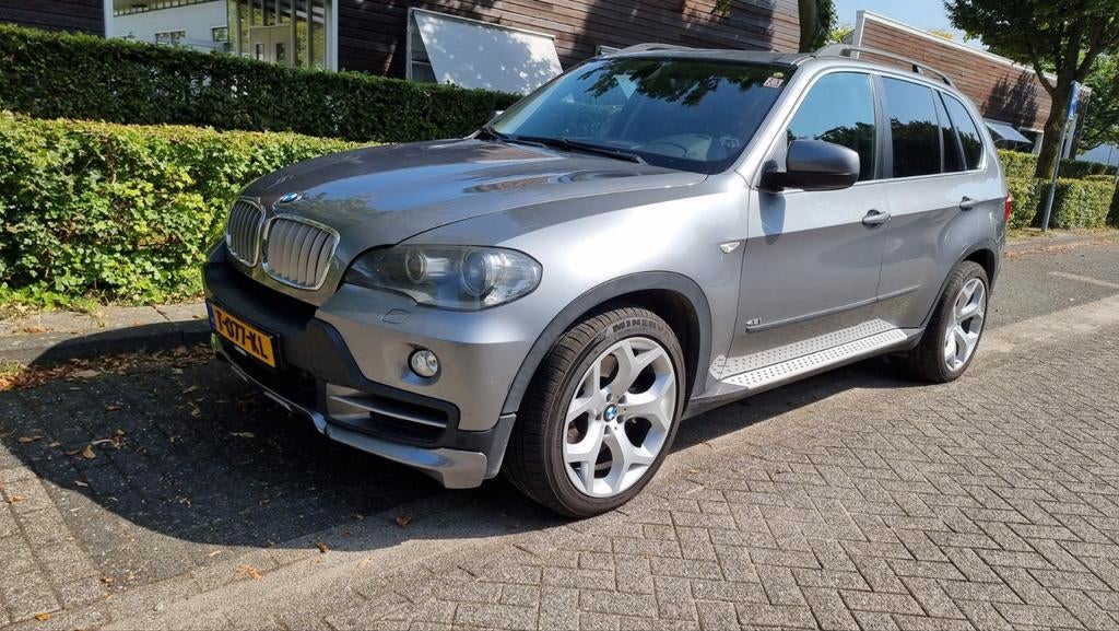 BMW x5 4.8i E70 2007 Lpg G3 pano, Auto's, 138 €/maand, 4799 cc, 2145 kg, Leder
