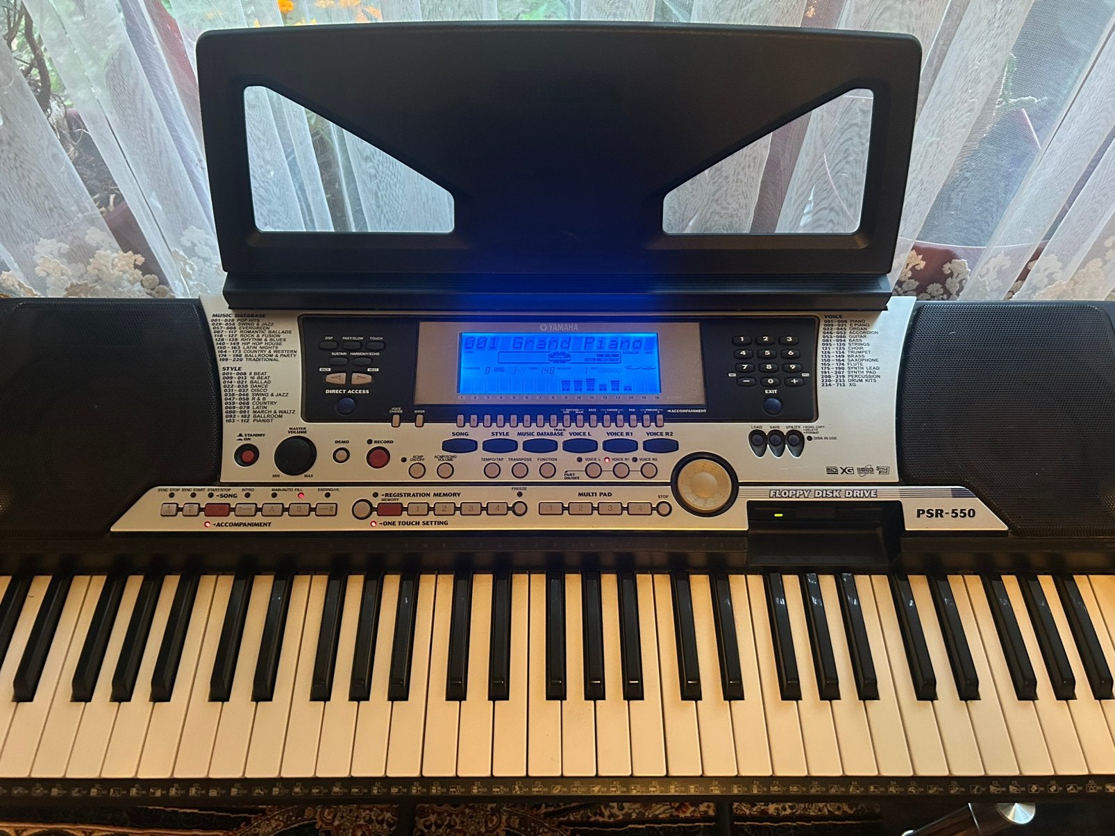 Keyboard Yamaha psr 550., Muziek en Instrumenten, Ophalen of Verzenden, Zo goed als nieuw, 61 toetsen, Yamaha