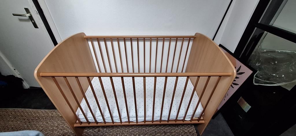 Ledikant en eventueel een matras, Ophalen, Gebruikt, Ledikant