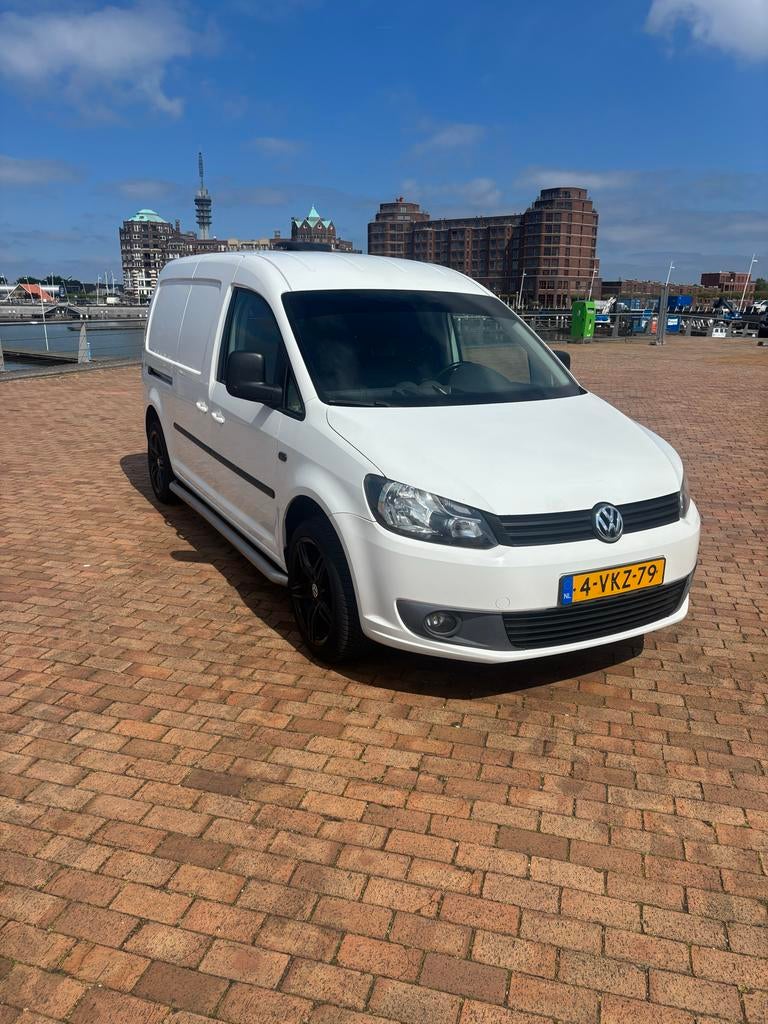 VW Caddy Maxi 1.6 TDI BMT 2011, Auto's, Bestelauto's, Voorwielaandrijving, Euro 5, Zwart, 4 cilinders