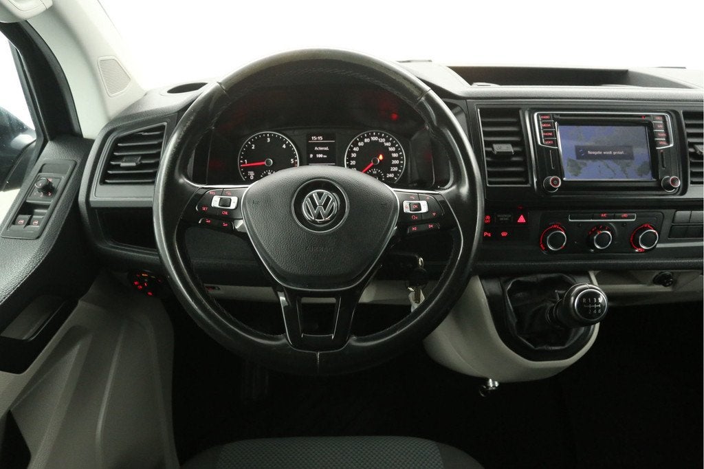 Volkswagen Transporter 2.0 TDI 150PK L1H1 | Airco | Cruise |, Voorwielaandrijving, Stof, Euro 6, 4 cilinders