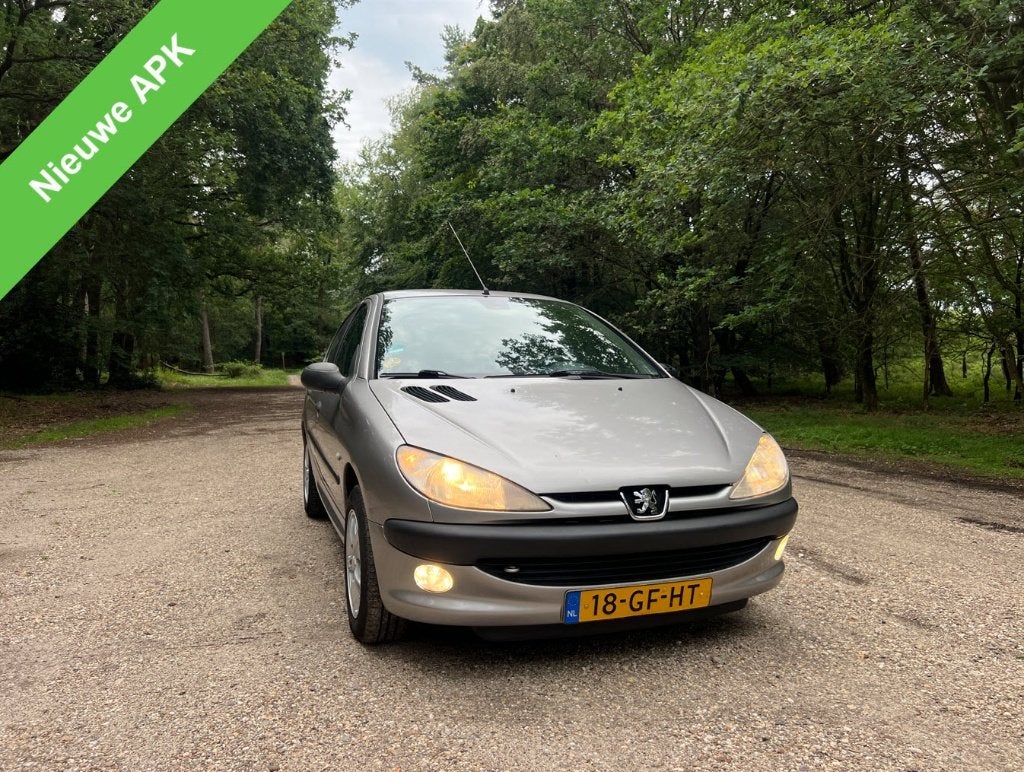 Peugeot 206 1.6 5D 2000 | Airco | Nieuwe APK & Distr. Riem, Auto's, Stof, 40 €/maand, 4 cilinders, Overige kleuren