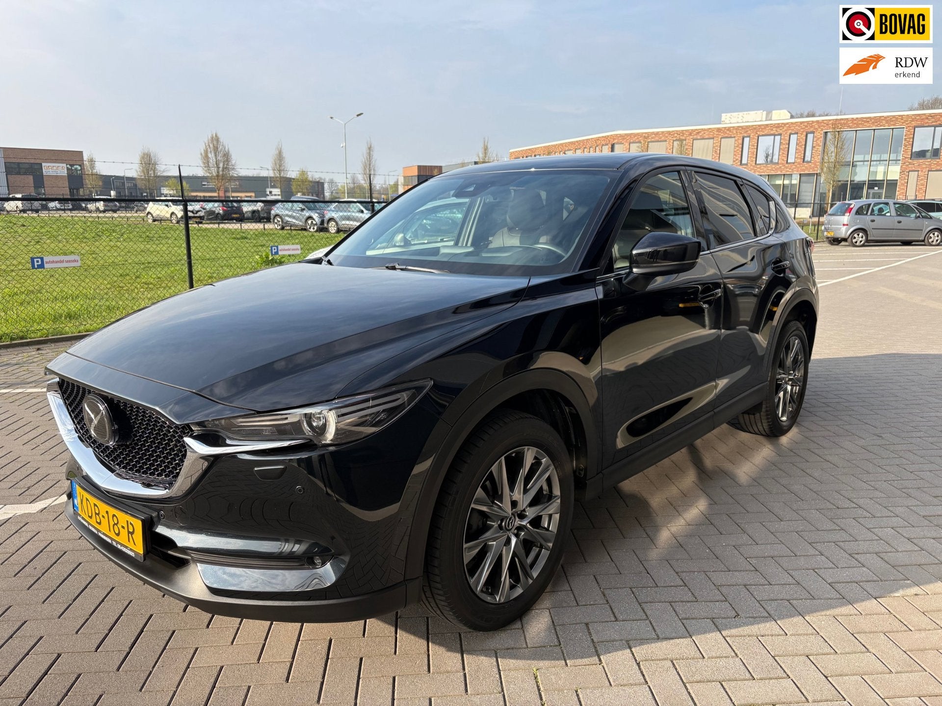 Mazda CX-5 2.5 SkyActiv-G 194 Luxury, Auto's, Dealer onderhouden, Gebruikt, Euro 6, 4 cilinders