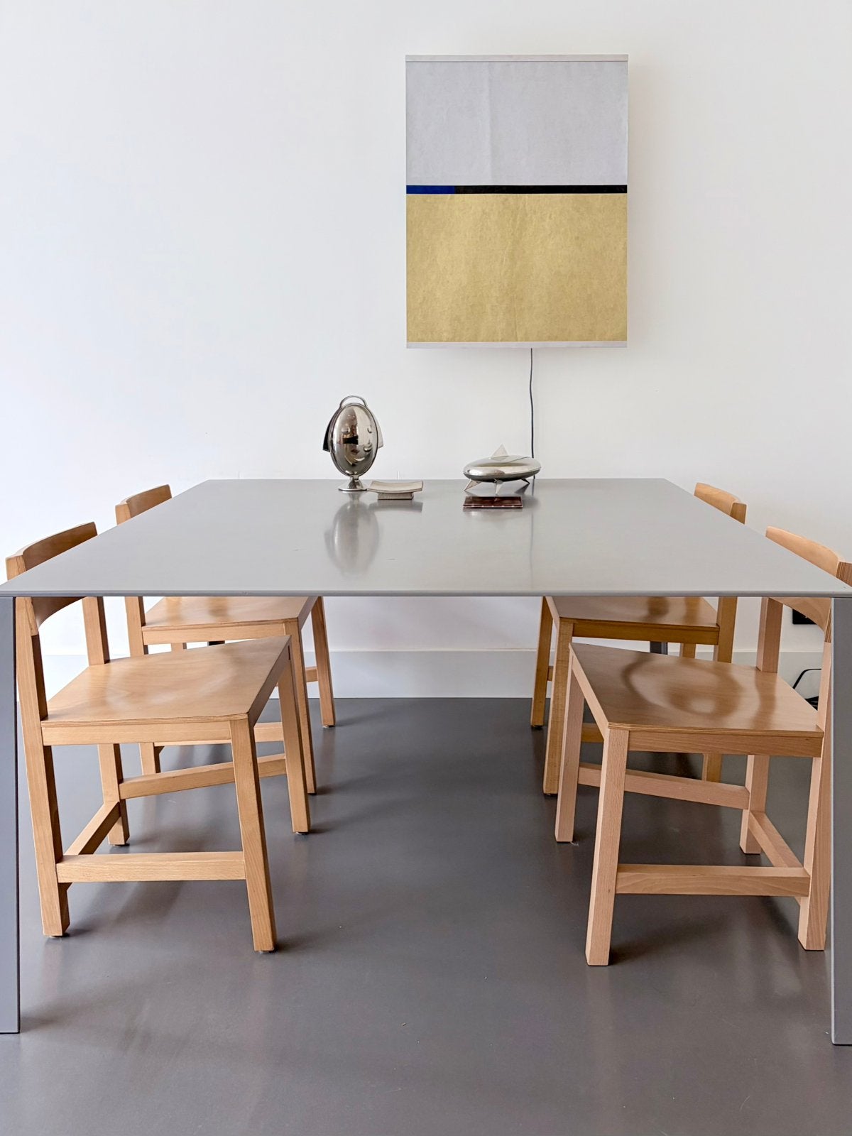 'Less' design tafel Jean Nouvel (140x140), Gebruikt, Ophalen of Verzenden, Vijf personen of meer, Metaal