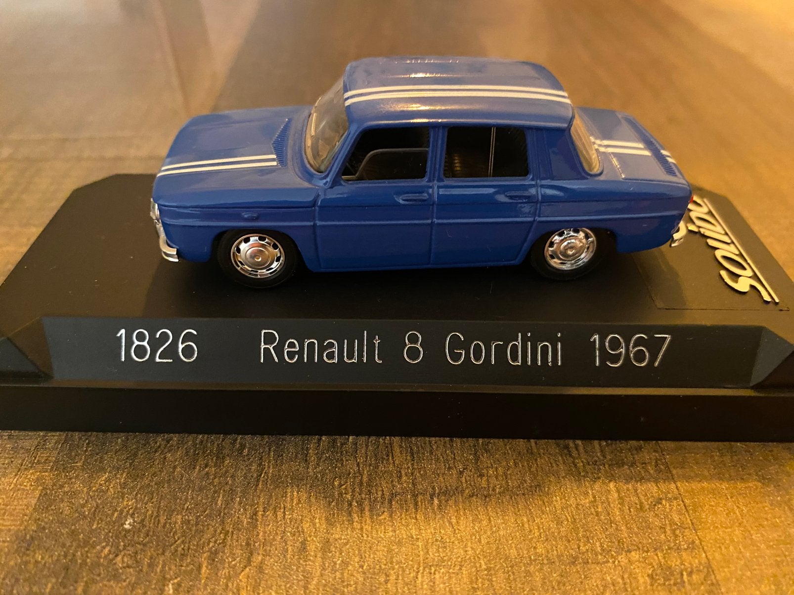 Renault 8 Gordini 1967 1:43, Ophalen of Verzenden, Zo goed als nieuw, Auto, Solido