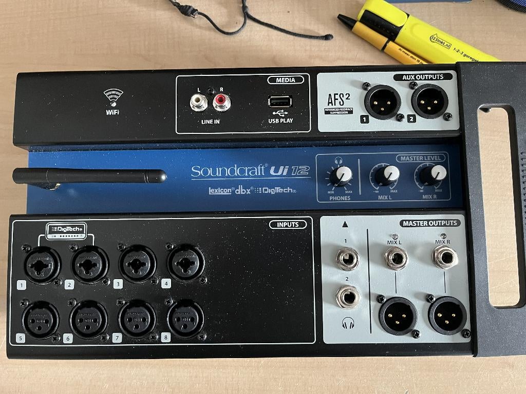 Soundcraft ui12, Ophalen, Zo goed als nieuw, 5 tot 10 kanalen, Microfooningang