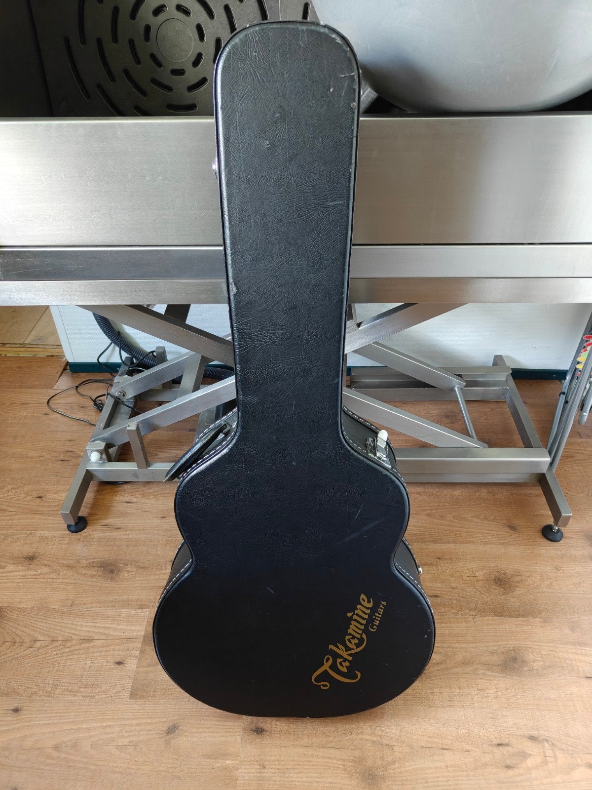 Gitaarkoffer van Fazley (afmetingen op foto's), Muziek en Instrumenten, Snaarinstrumenten | Gitaren | Akoestisch, Ophalen of Verzenden