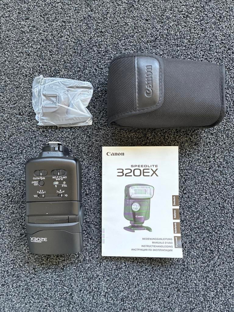 Canon Speedlite 320EX flitser - Nooit gebruikt, Ophalen of Verzenden, Zo goed als nieuw, Canon