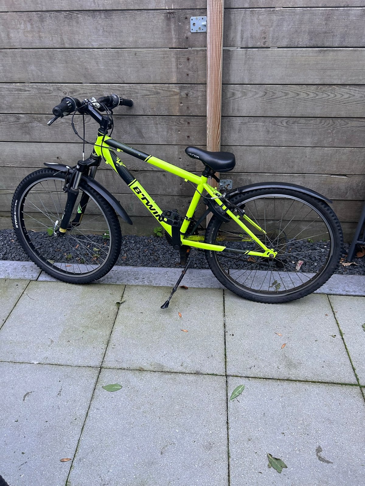 B'Twin Rockrider 300 Mountainbike jongensfiets - Neon Geel, Fietsen en Brommers, Gebruikt, Hardtail, Ophalen, Overige merken