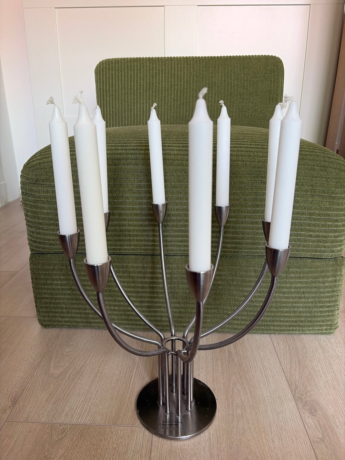 Moderne metalen kandelaar met 9 armen, Huis en Inrichting, Woonaccessoires | Kandelaars en Kaarsen, Gebruikt, 25 tot 50 cm, Ophalen of Verzenden
