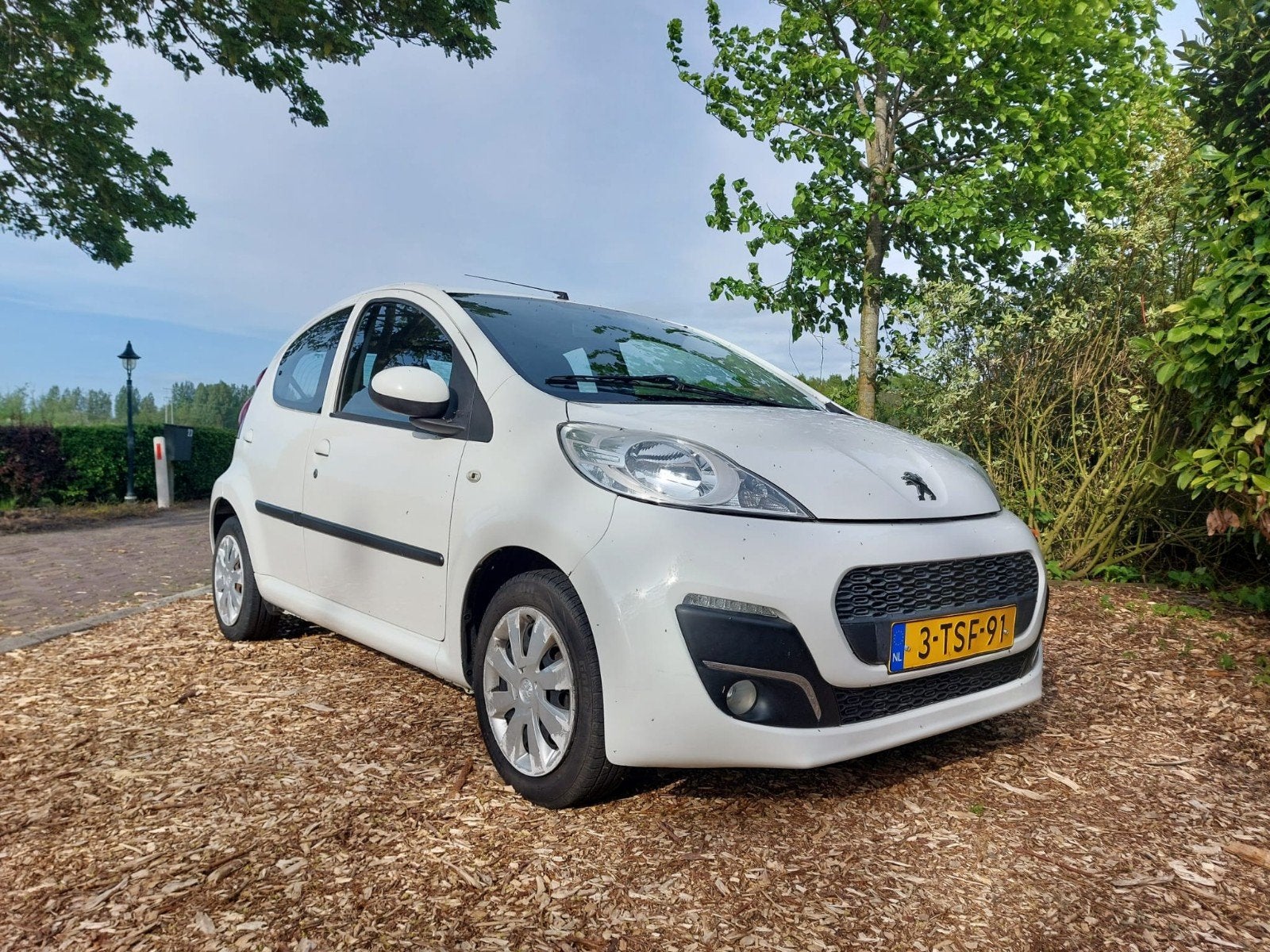 Peugeot 107 1.0 – Zuinig, betrouwbaar en nieuwe APK!, Voorwielaandrijving, Stof, Zwart, 4 stoelen