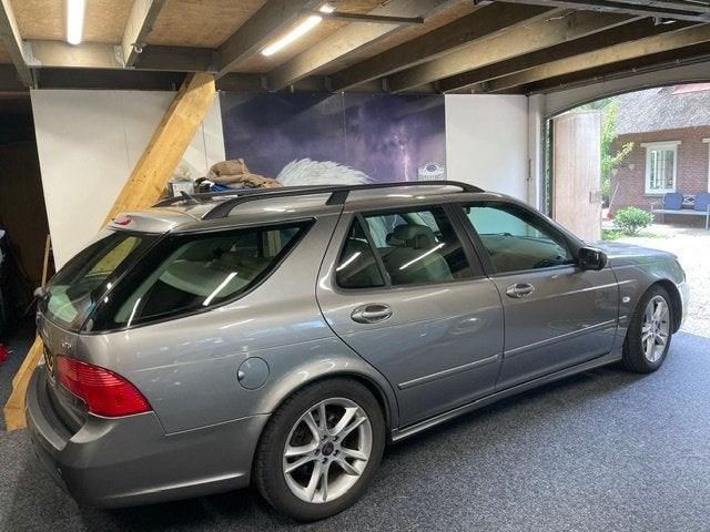 Saab 9-5 2.3 Turbo Aero Sport Estate AUT 2005 Grijs, Dealer onderhouden, 1800 kg, Beige, 4 cilinders