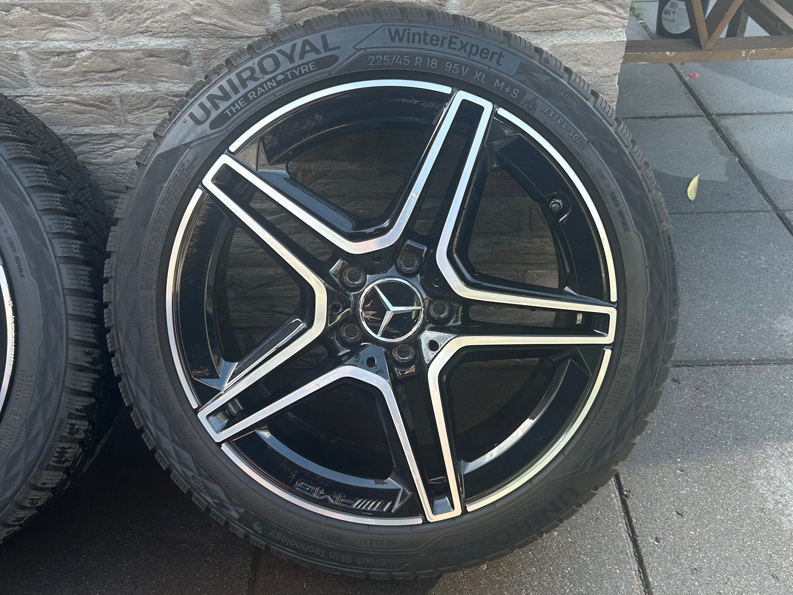 18” AMG Velgen W177 - A Klasse CLA - 225/45/18 - Winterset, Auto-onderdelen, Banden en Velgen, Ophalen, 18 inch, Gebruikt, Banden en Velgen