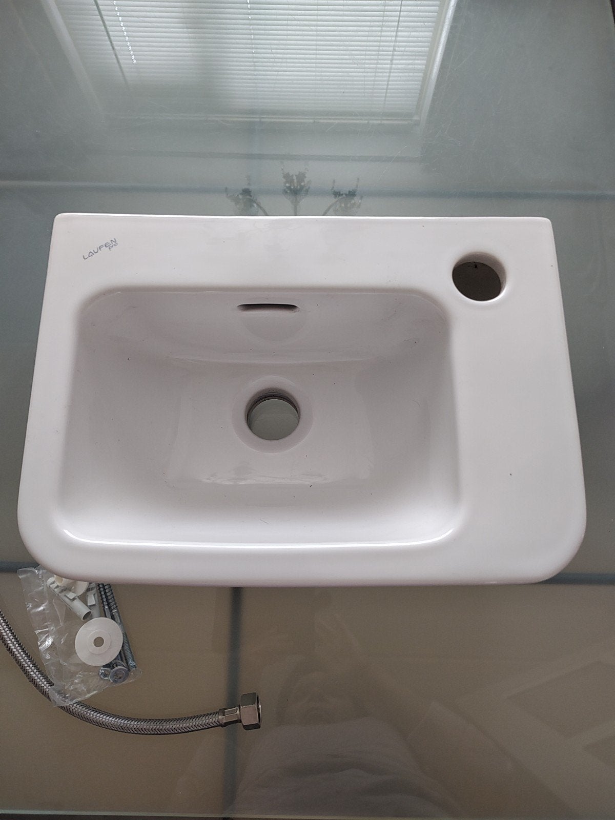 Witte wastafel fontijn Laufen, nieuw, Ophalen, Nieuw, Steen, Toilet