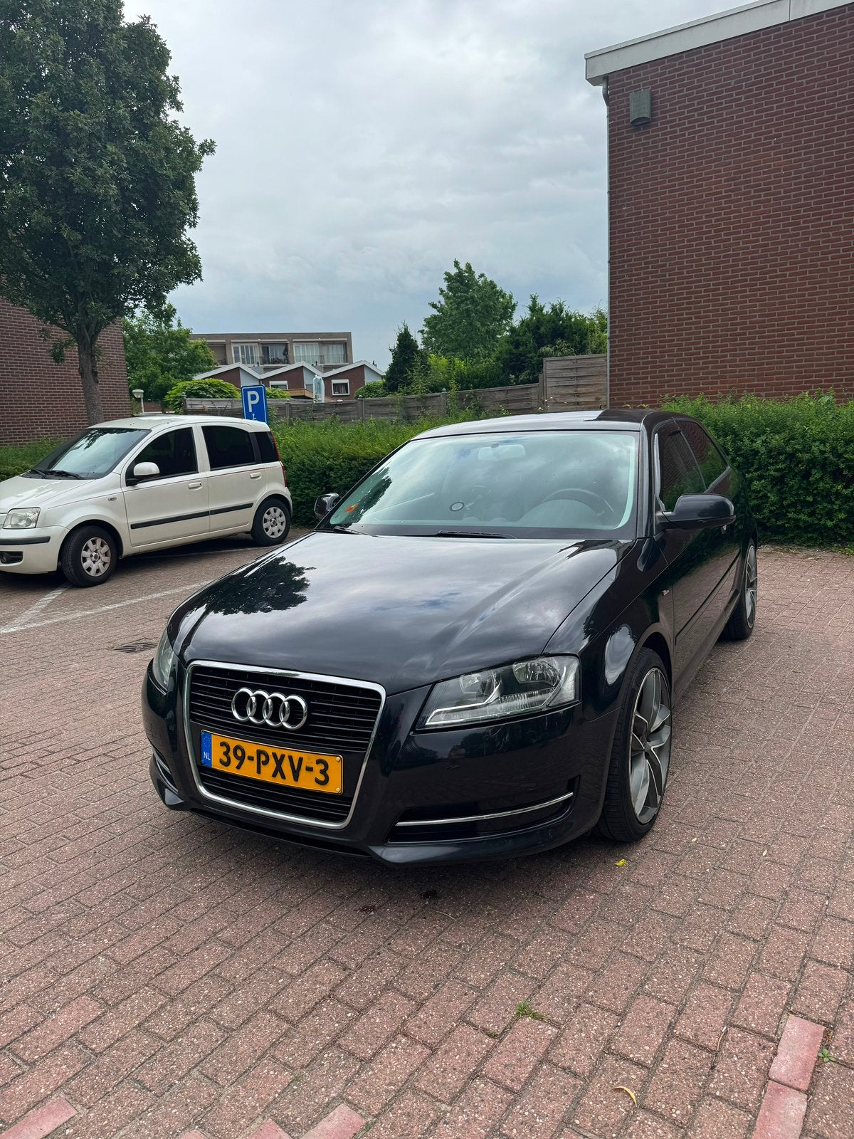 Audi A3 1.4 Tfsi 92KW 3DR 2011 Zwart, Auto's, Voorwielaandrijving, 125 pk, 4 cilinders, Zwart