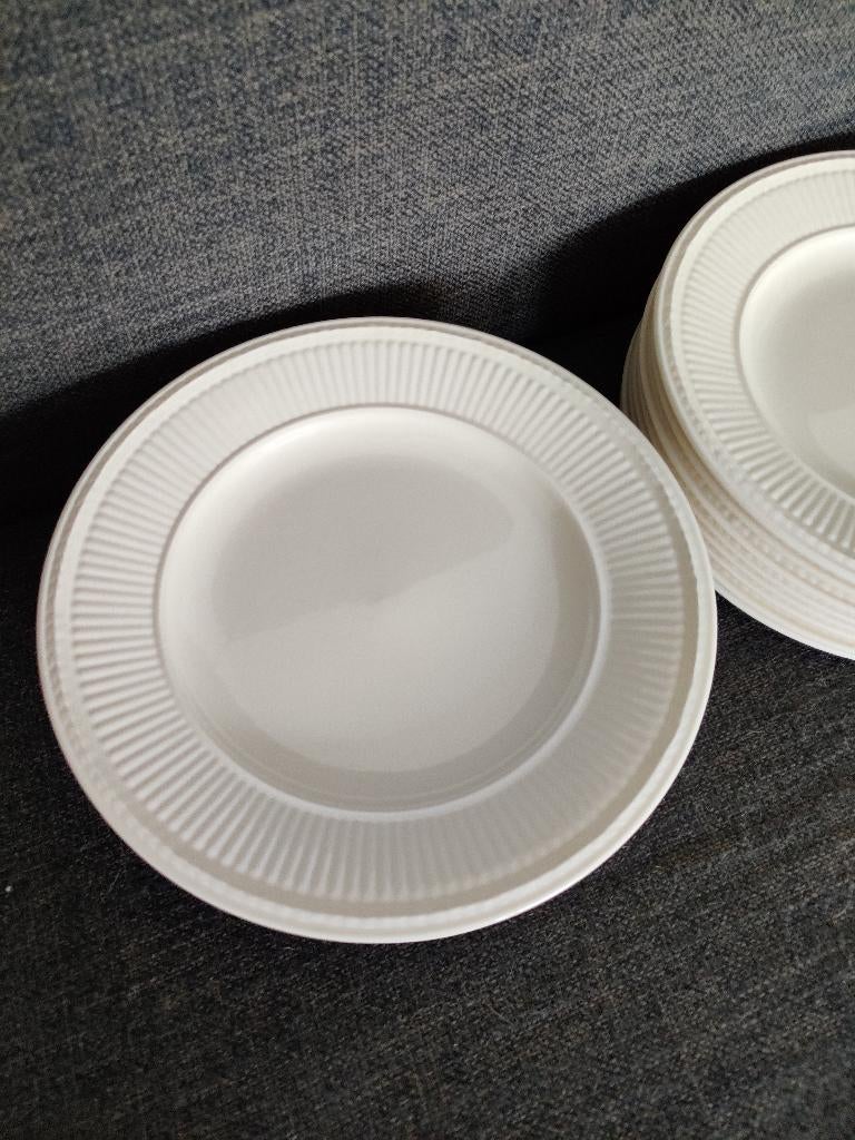 Wedgwood EDME gebakbordjes 6 stuks, Ophalen, Zo goed als nieuw, Bord(en), Wedgwood