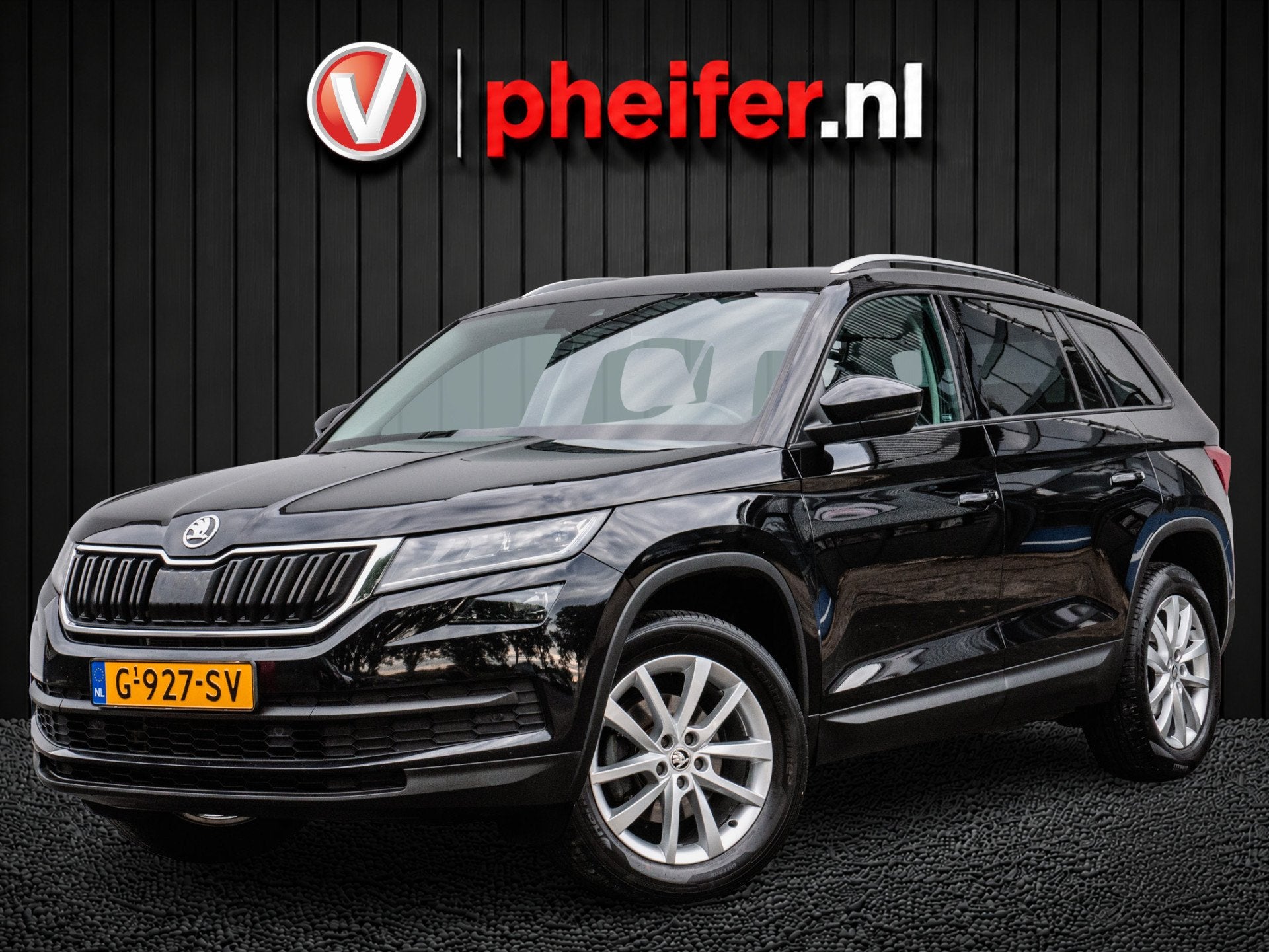 Skoda Kodiaq 1.5 TSI 150pk Aut. Limited Business Edition Tre, Auto's, 4 cilinders, Zwart, Origineel Nederlands, Bedrijf