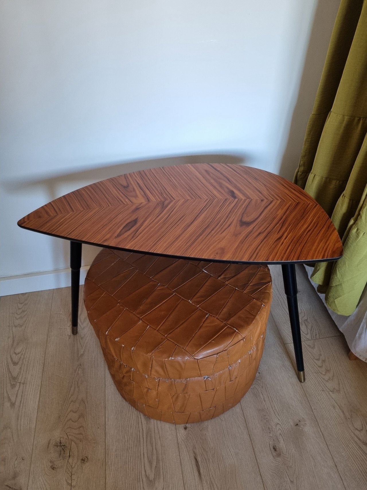 Poef met opbergruimte, Ophalen of Verzenden, Zo goed als nieuw, Rond, Minder dan 50 cm